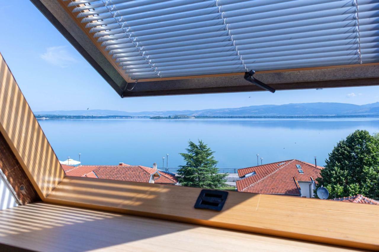 Apartman "Soba Sa Pogledom" Голубац Экстерьер фото