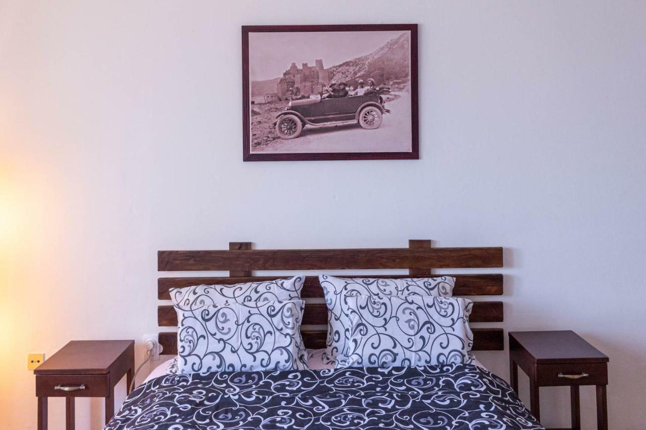 Apartman "Soba Sa Pogledom" Голубац Экстерьер фото